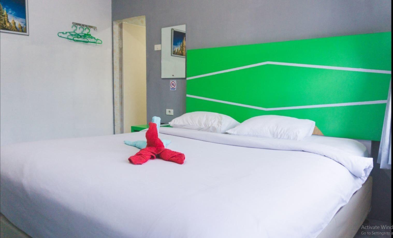 Oyo 1825 Marcopolo Homestay Pekanbaru Kültér fotó