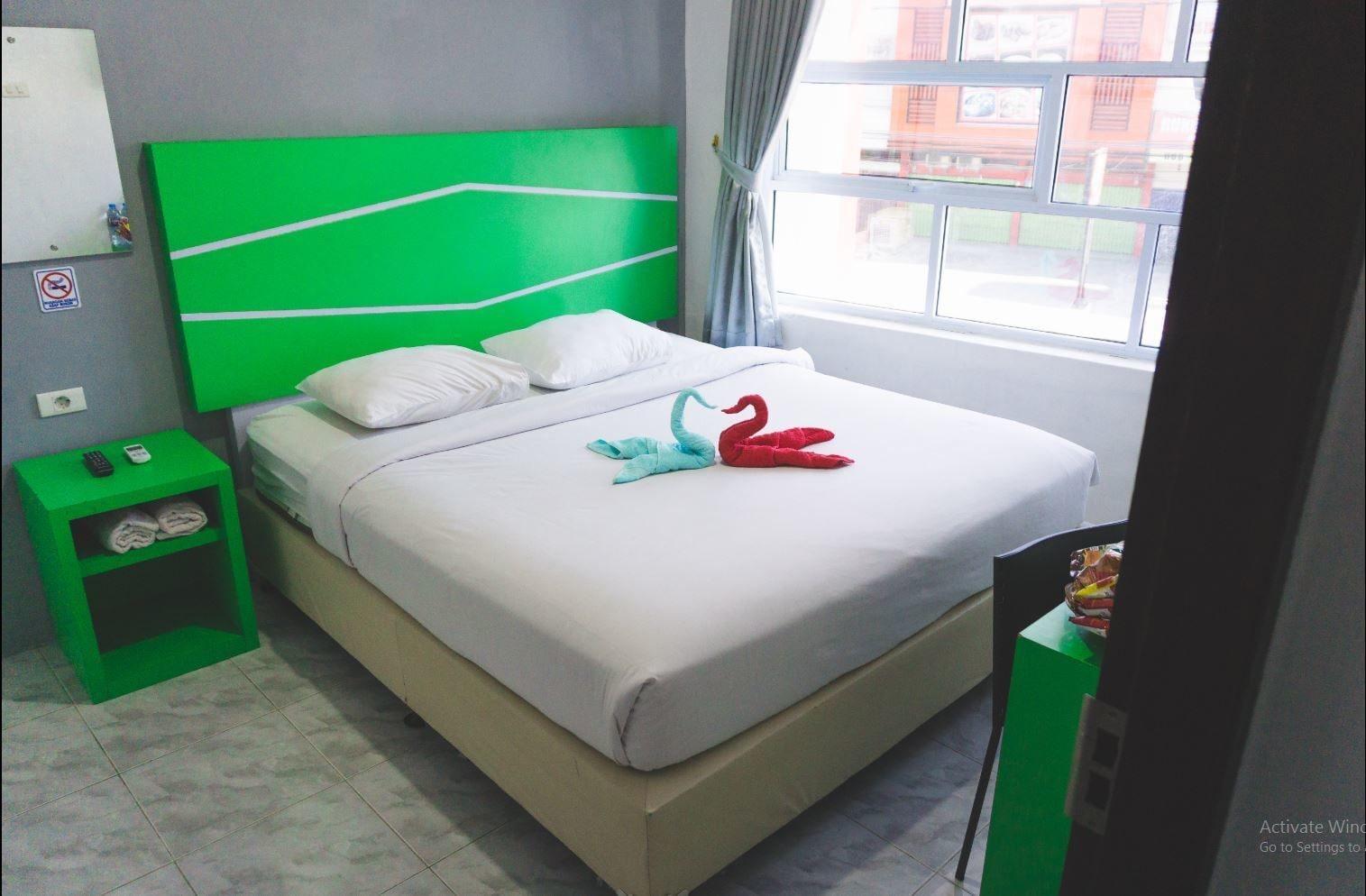 Oyo 1825 Marcopolo Homestay Pekanbaru Kültér fotó